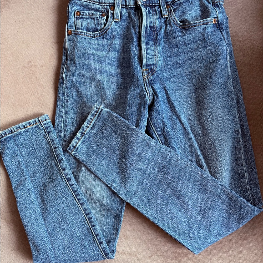 Classic Levi Blue Denim Skinny Jeans